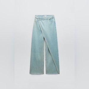 Zara High Waisted Jeans. Reference Number 5862/028